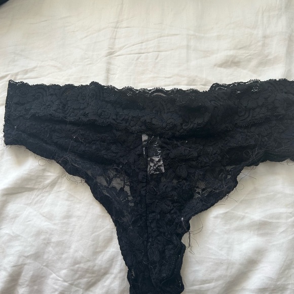 undies - Picture 2 of 2